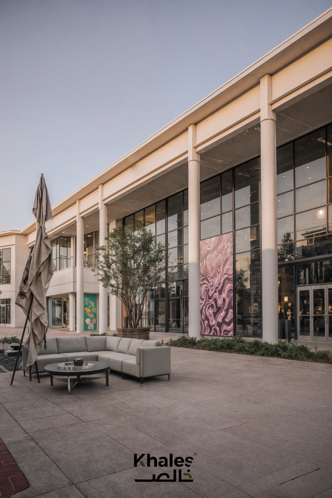The Courtyard, Mall of the Arts gallery image 2